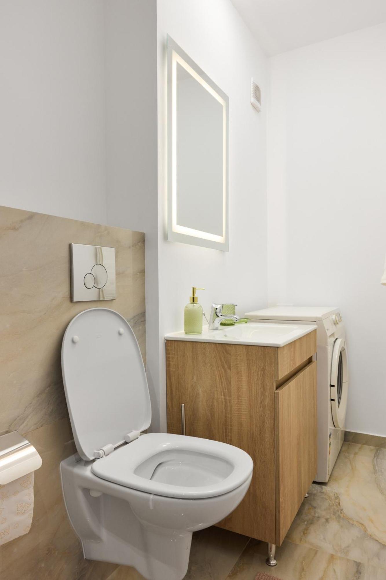 20 Apartment Centre ブカレスト エクステリア 写真