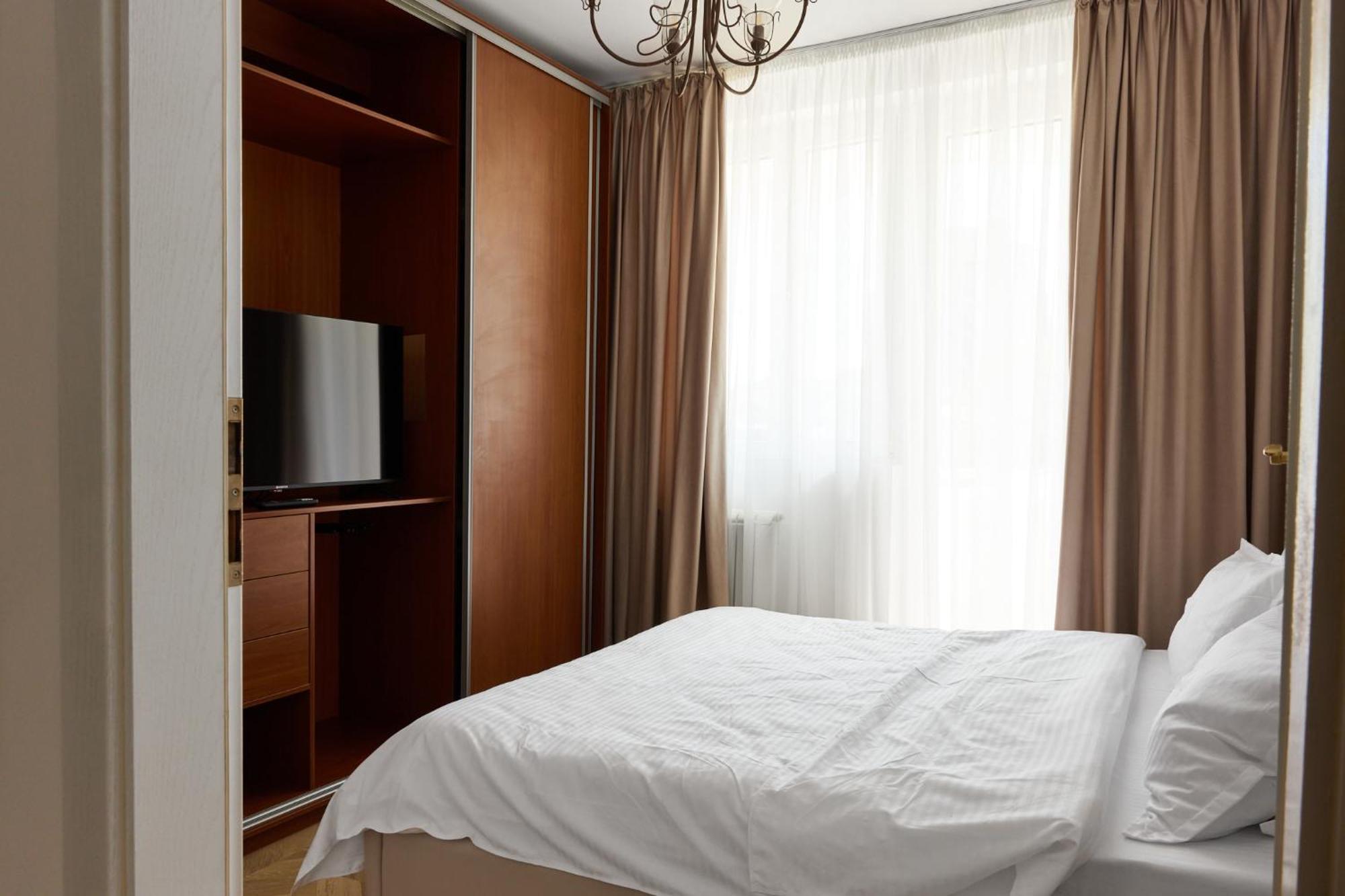 20 Apartment Centre ブカレスト エクステリア 写真